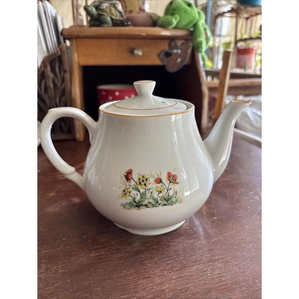 Vintage Floral Teapot Made in Japan 5